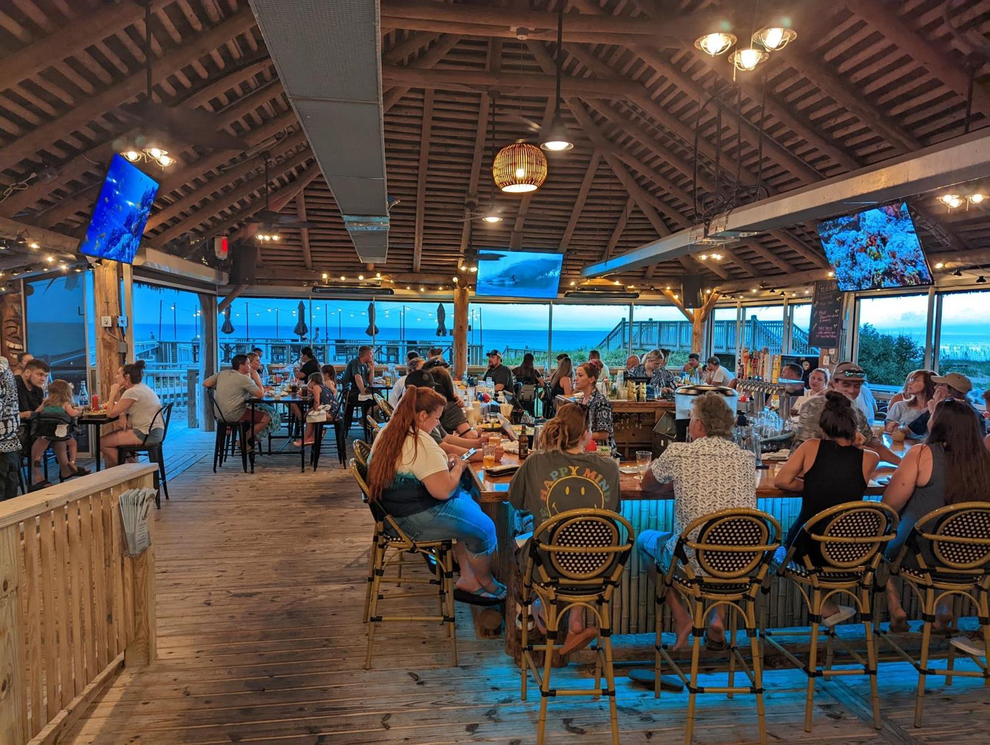 Ramada Plaza By Wyndham Nags Head Oceanfront Hotel Kill Devil Hills Eksteriør billede