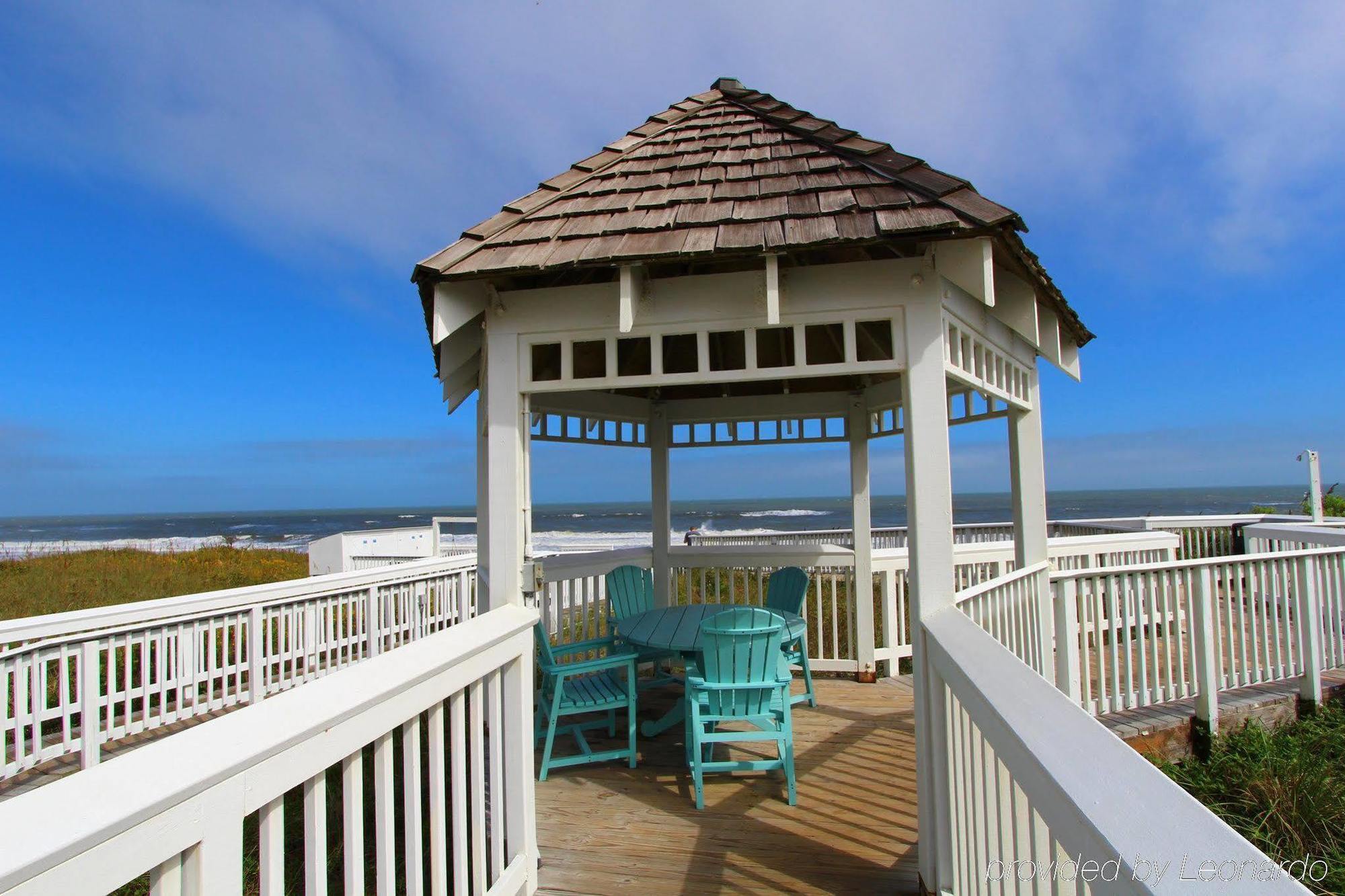 Ramada Plaza By Wyndham Nags Head Oceanfront Hotel Kill Devil Hills Eksteriør billede