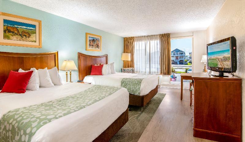 Ramada Plaza By Wyndham Nags Head Oceanfront Hotel Kill Devil Hills Eksteriør billede